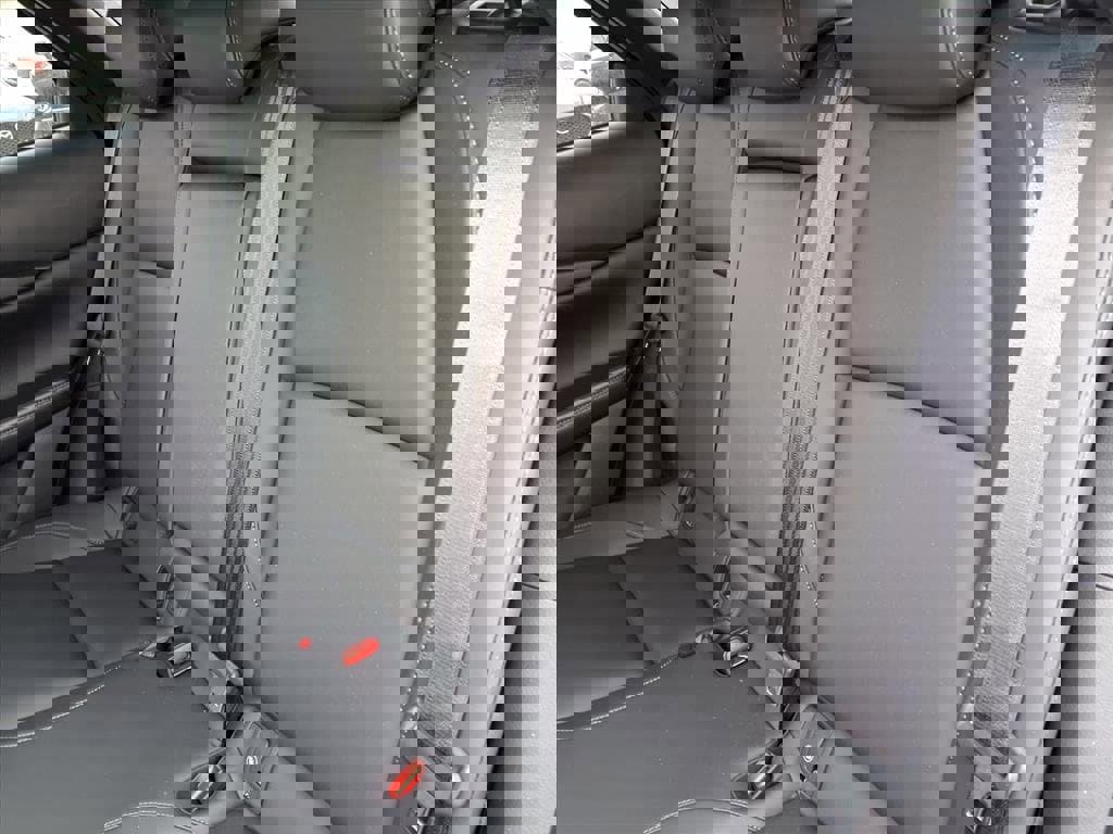 Certified 2025 MAZDA CX-30 AWD 2.5 S w/ Preferred Package image 10