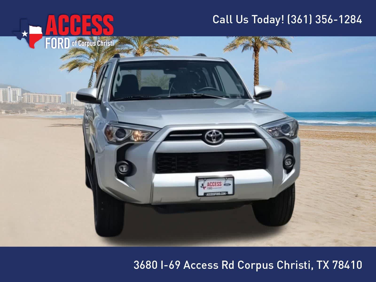 Used 2022 Toyota 4Runner SR5 AWD/4WD image 3