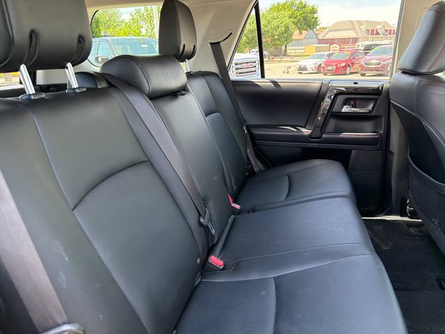 Used 2019 Toyota 4Runner TRD Off-Road Premium AWD/4WD image 23
