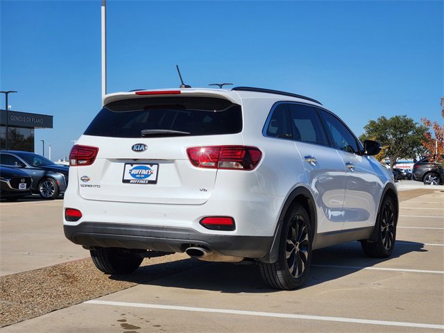 Used 2019 Kia Sorento S image 3
