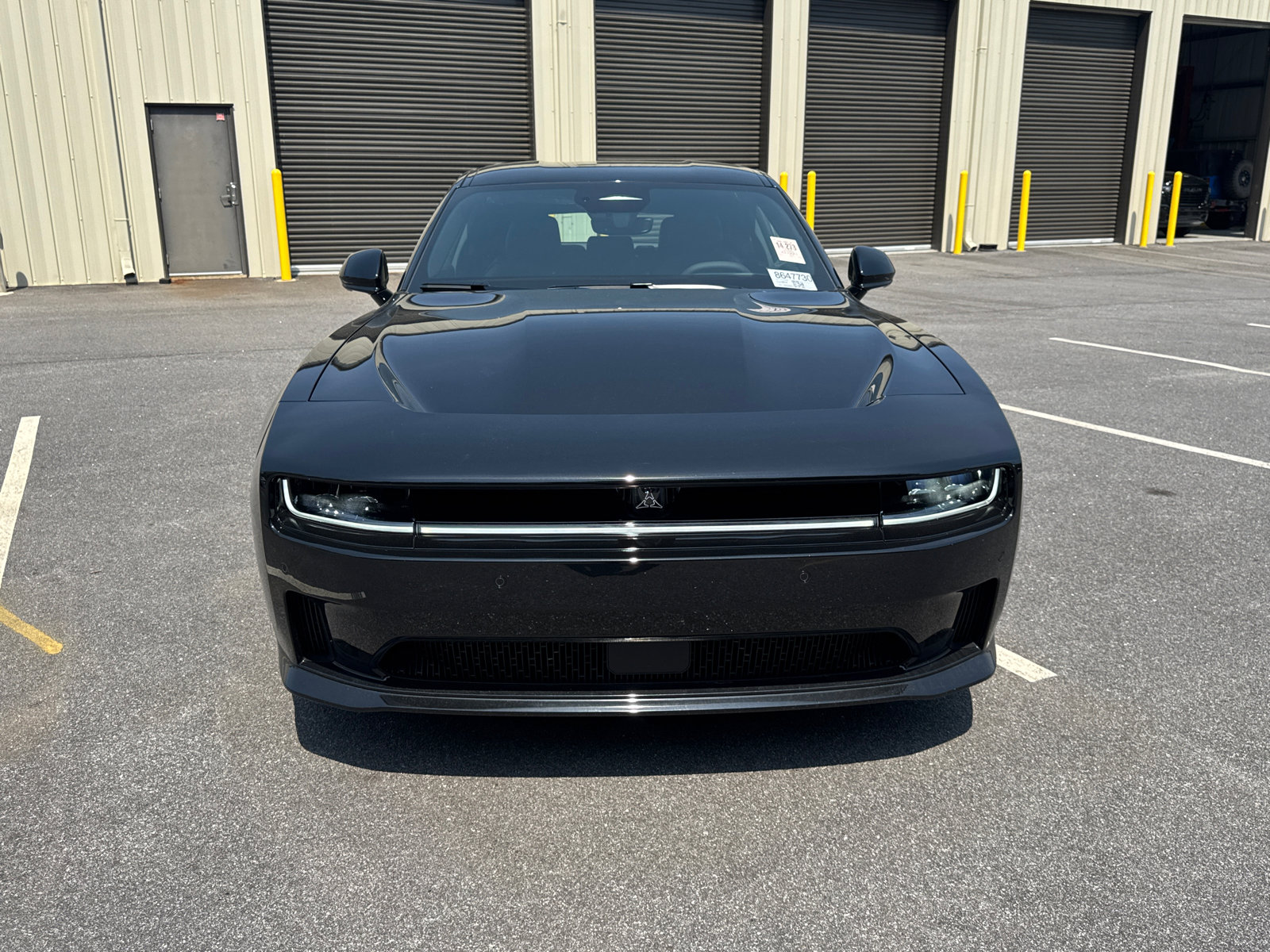 Used 2025 Dodge Charger R/T w/ Plus Group image 2