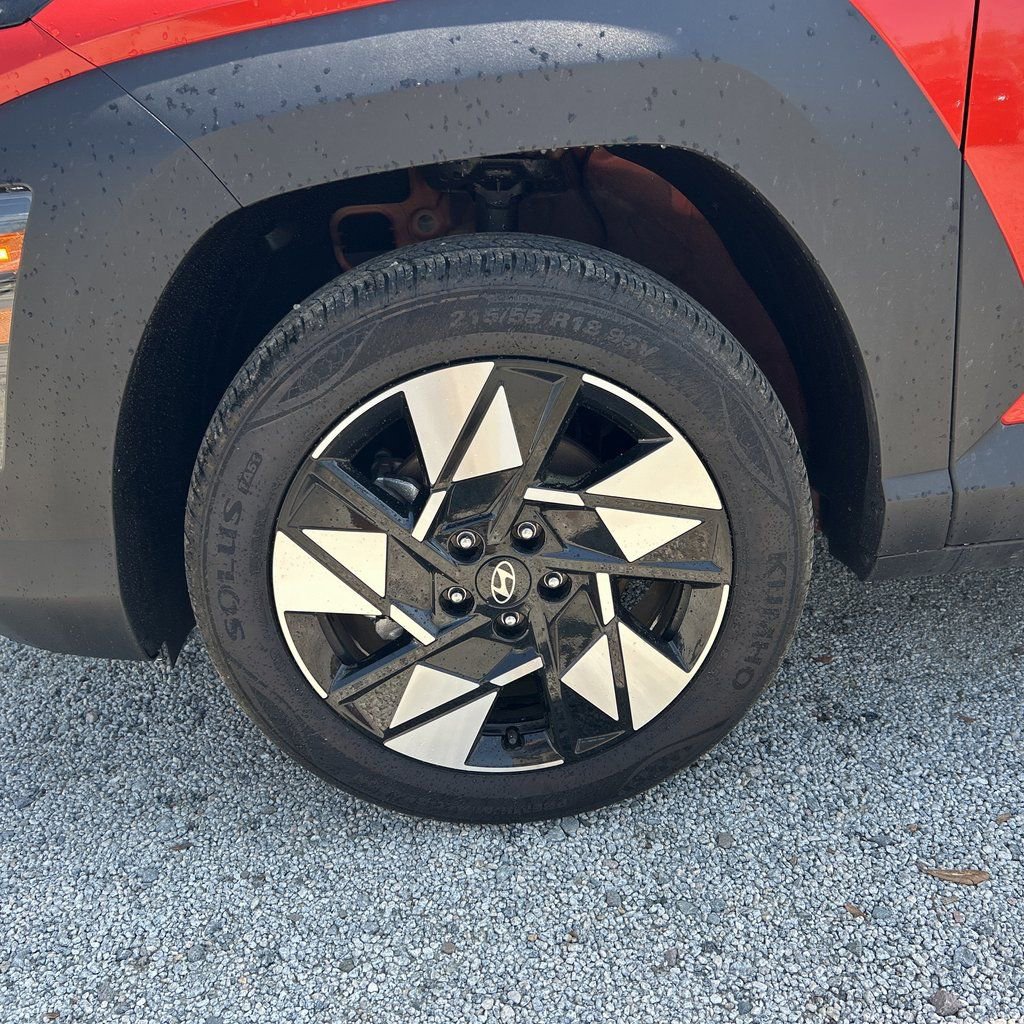 Used 2025 Hyundai Kona SEL image 7