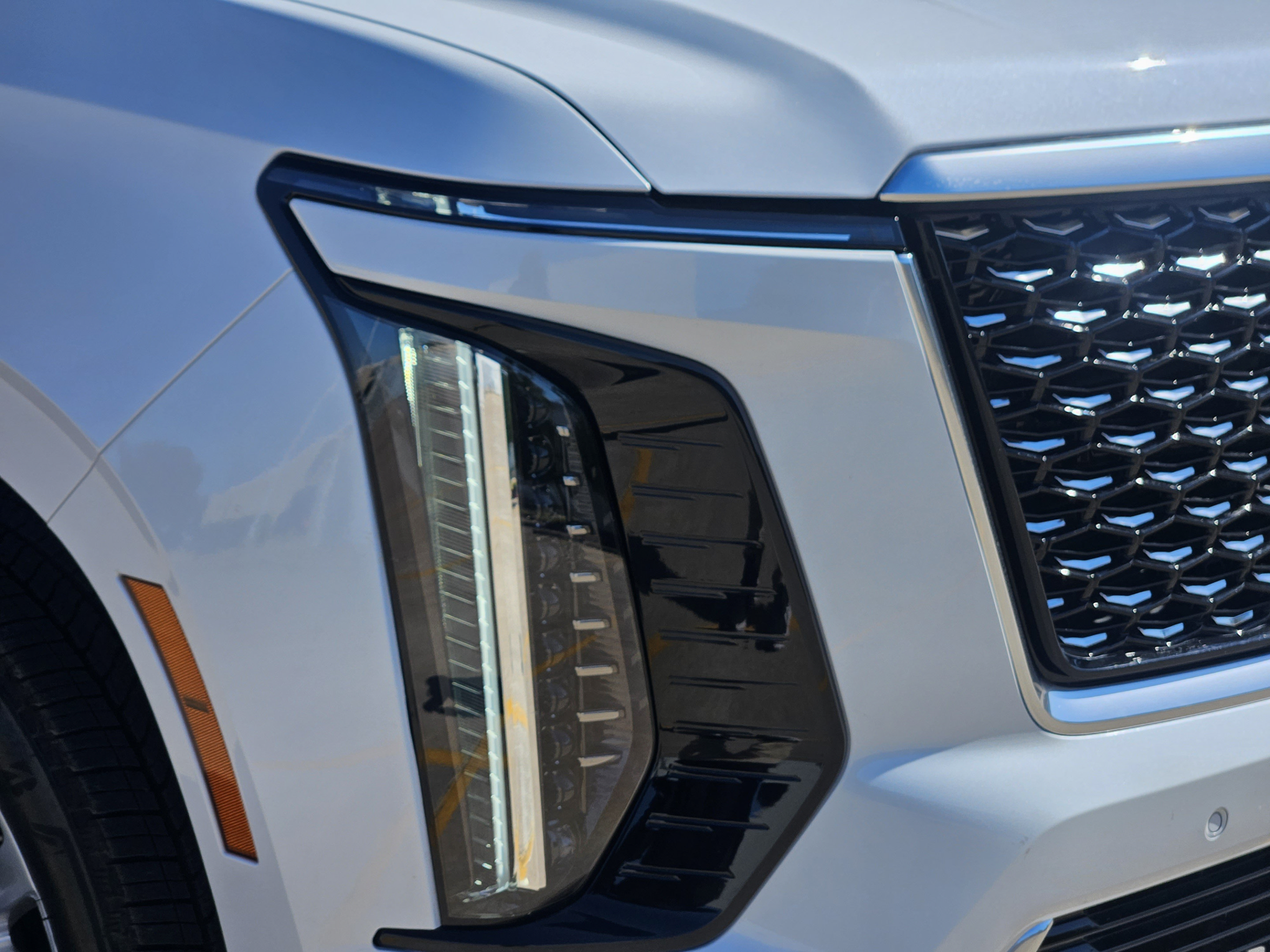 Used 2026 Cadillac Escalade Luxury w/ Touring Package RWD image 28
