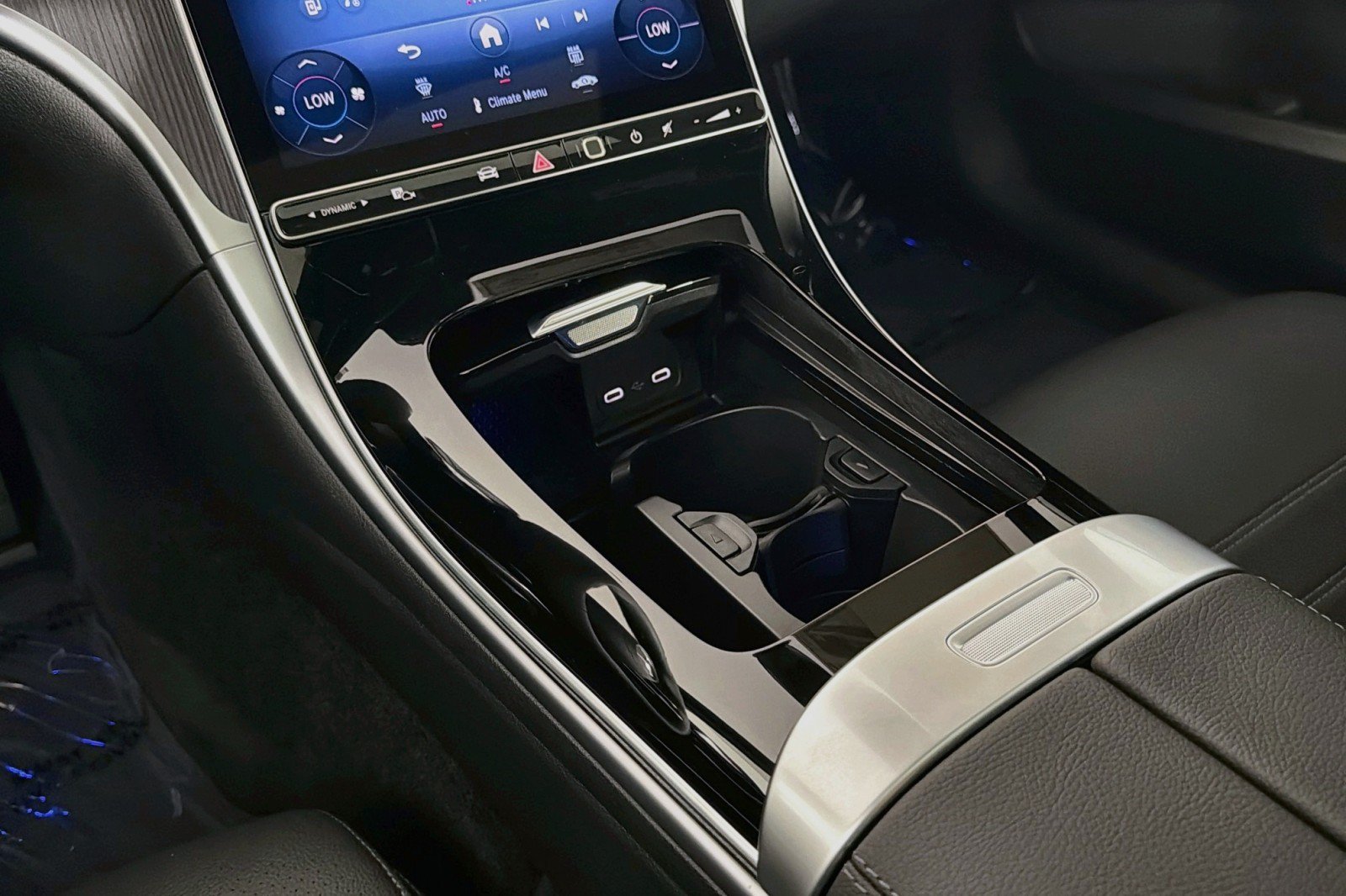 New 2026 Mercedes-Benz C 300 Sedan image 5
