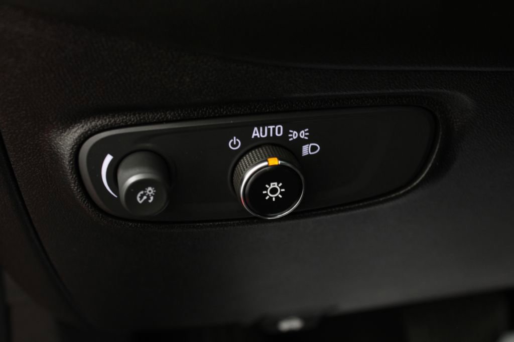 Used 2019 Chevrolet Equinox LT image 37