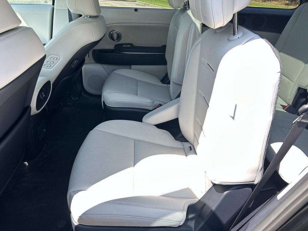 Used 2026 Hyundai Palisade Calligraphy FWD image 22