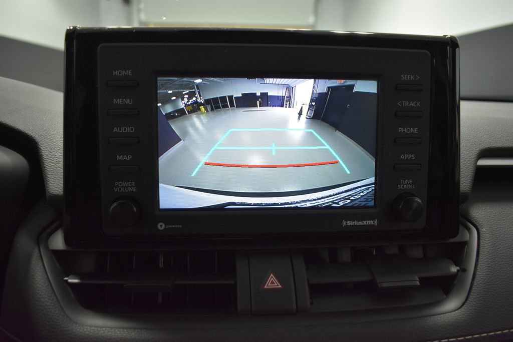 Used 2022 Toyota RAV4 LE AWD/4WD image 22