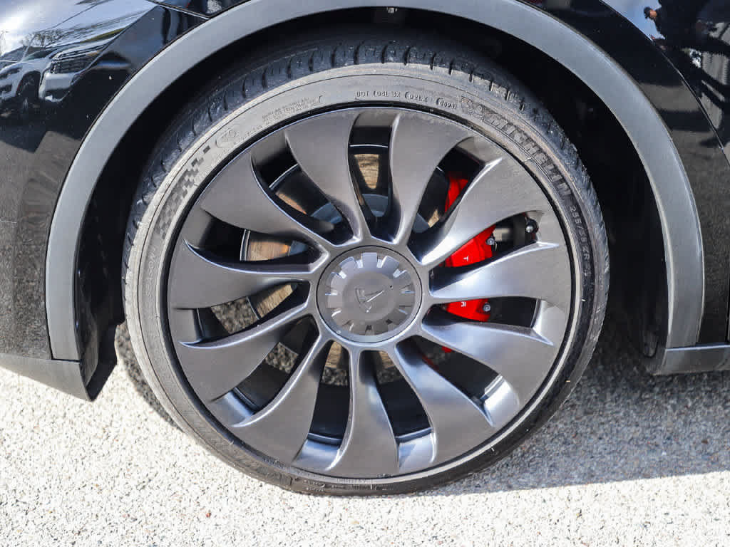 Used 2023 Tesla Model Y Performance AWD/4WD image 10