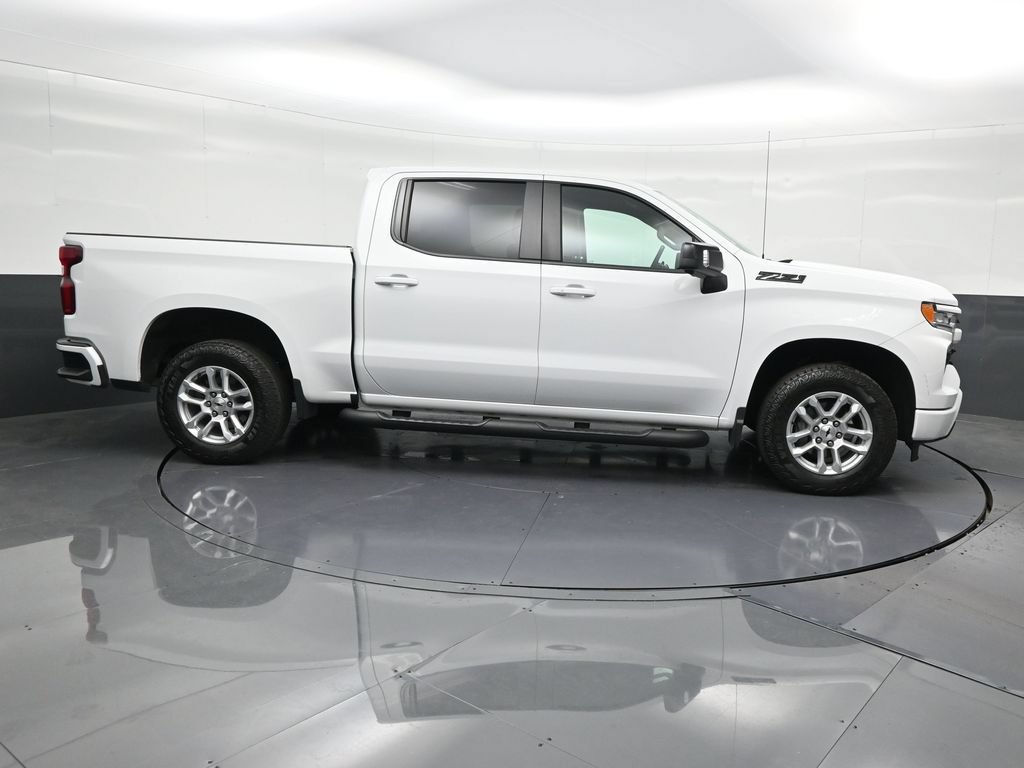 Used 2023 Chevrolet Silverado 1500 RST AWD/4WD image 7