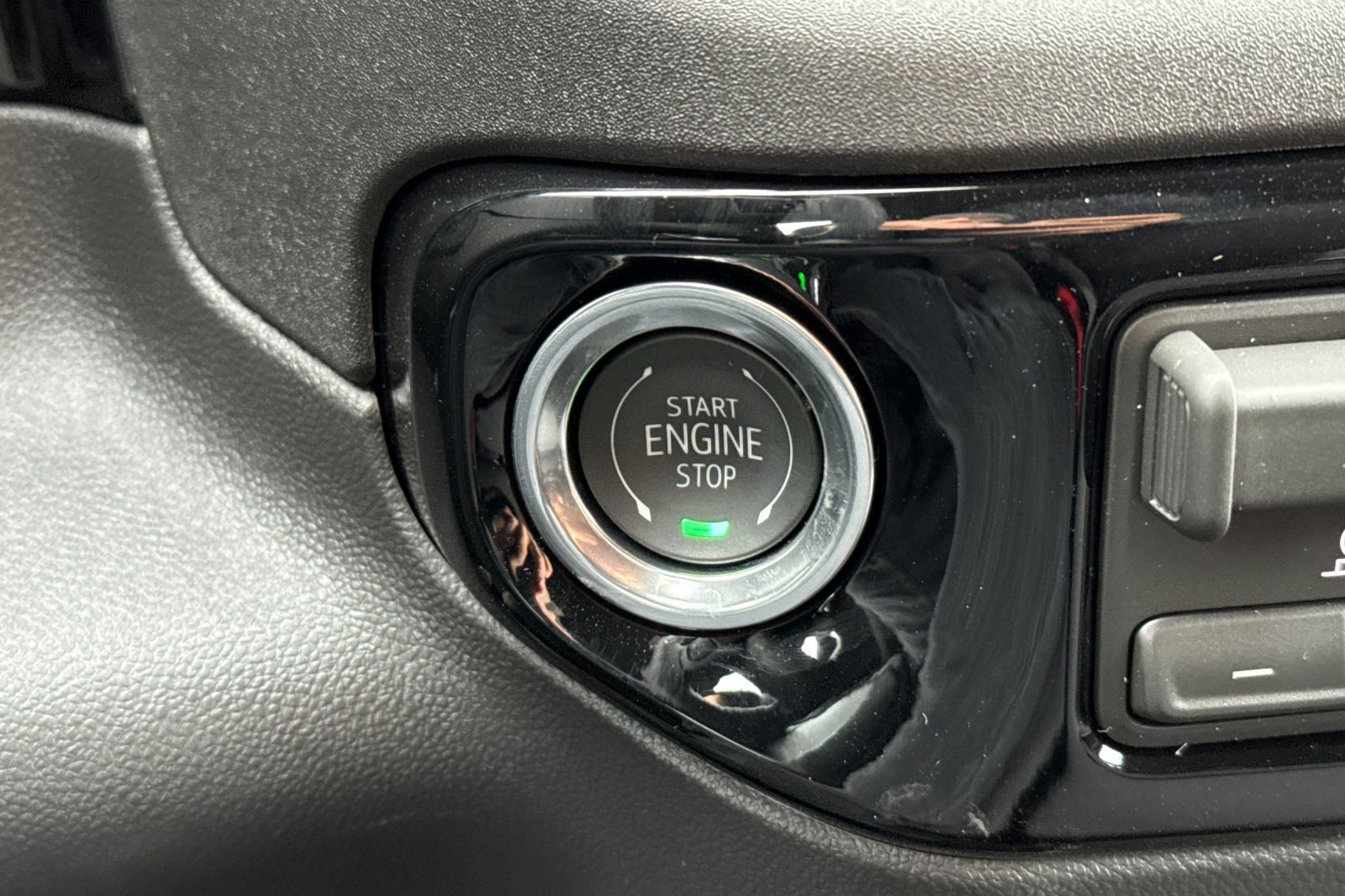 New 2026 GMC Sierra 1500 Elevation w/ X31 Off-Road Package image 23