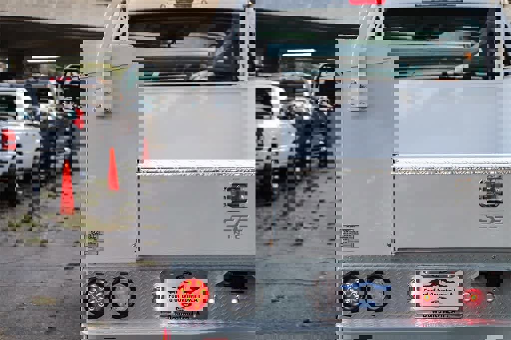 New 2026 Ford F250 XL w/ XL Chrome Package image 9