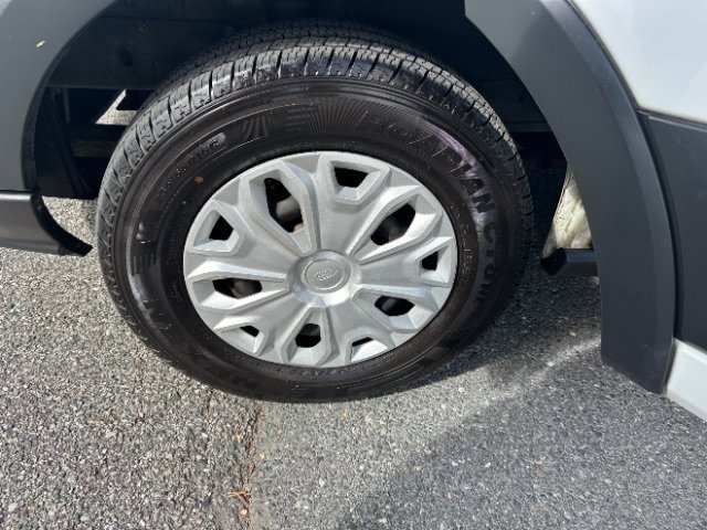 Used 2015 Ford Transit 250 138 w/ Interior Upgrade Package image 10