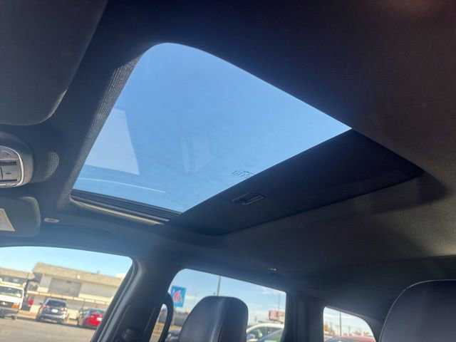 Used 2022 Jeep Grand Cherokee Limited image 18