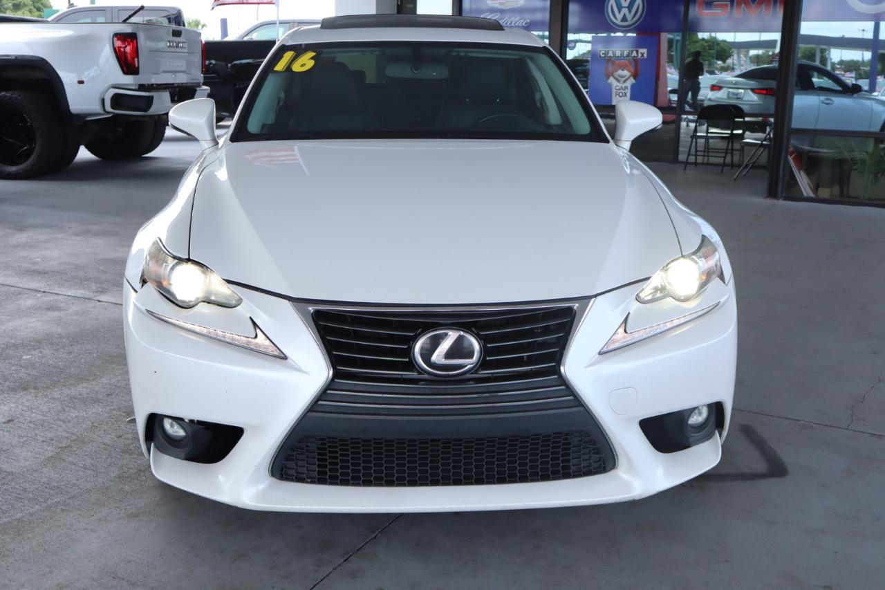 Used 2016 Lexus IS 200t RWD image 13