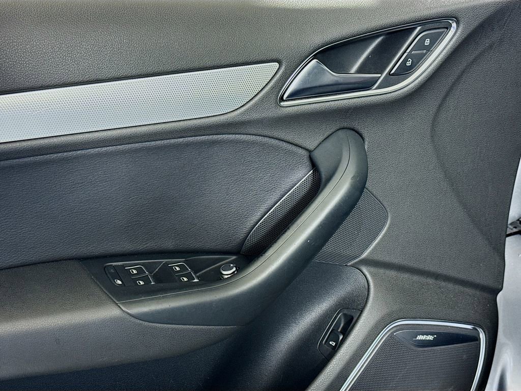 Used 2015 Audi Q3 2.0T Prestige image 18