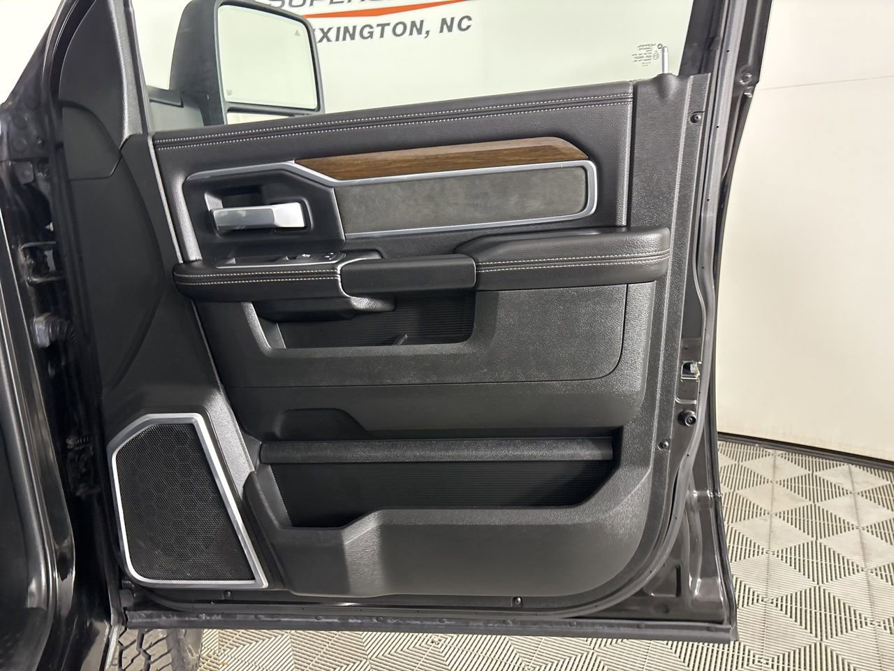 Used 2023 RAM 2500 Laramie image 25