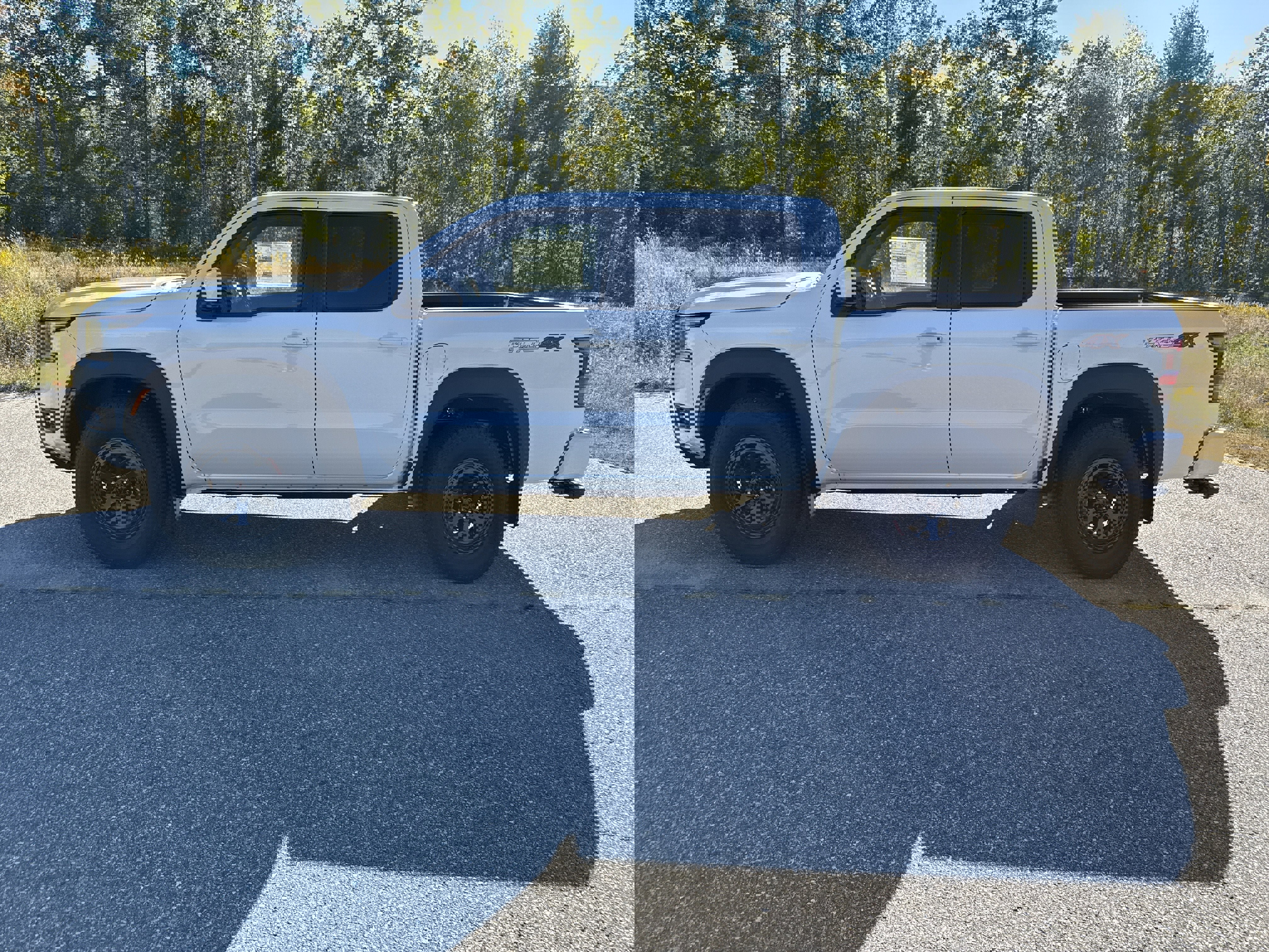 New 2025 Nissan Frontier PRO-4X image 2