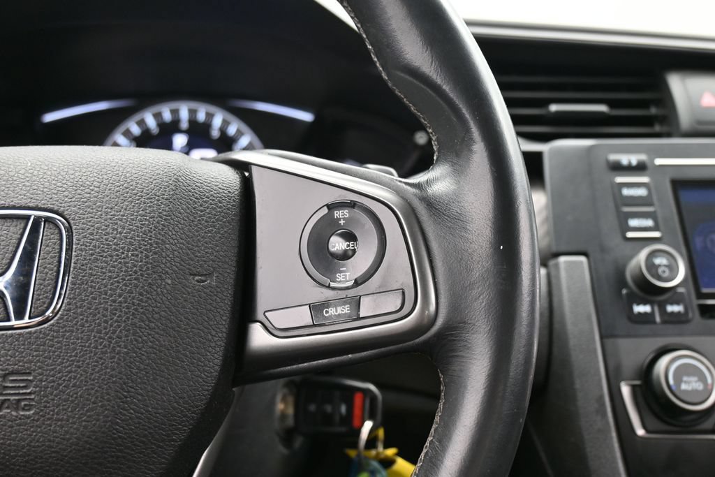 Used 2017 Honda Civic Sport image 32