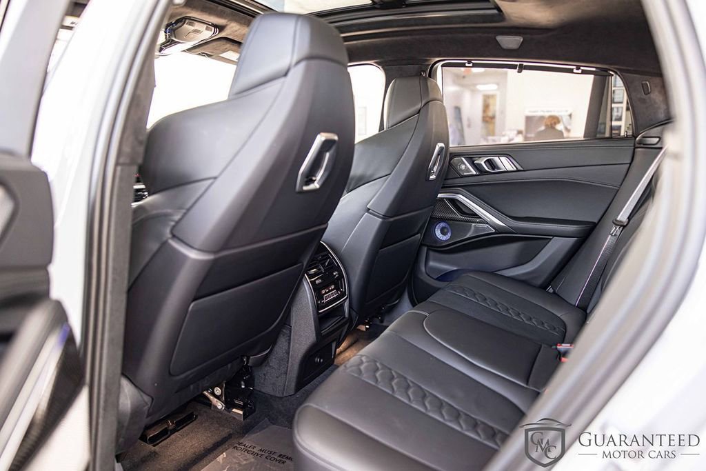 Used 2025 BMW X6 M Competition w/ Executive Package AWD/4WD image 35