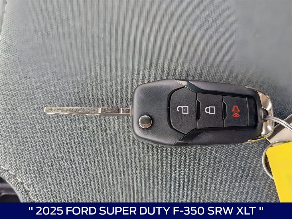 New 2025 Ford F350 XLT w/ 360-Degree Camera Package image 31