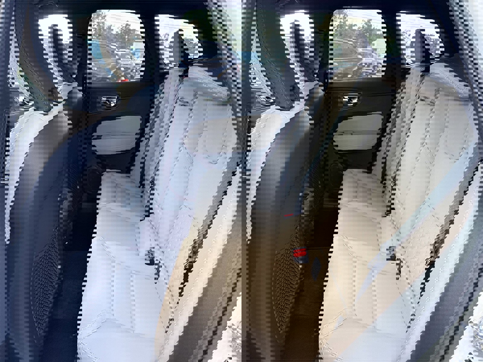 New 2026 Volvo XC60 B5 Plus w/ Protection Package Premier image 13