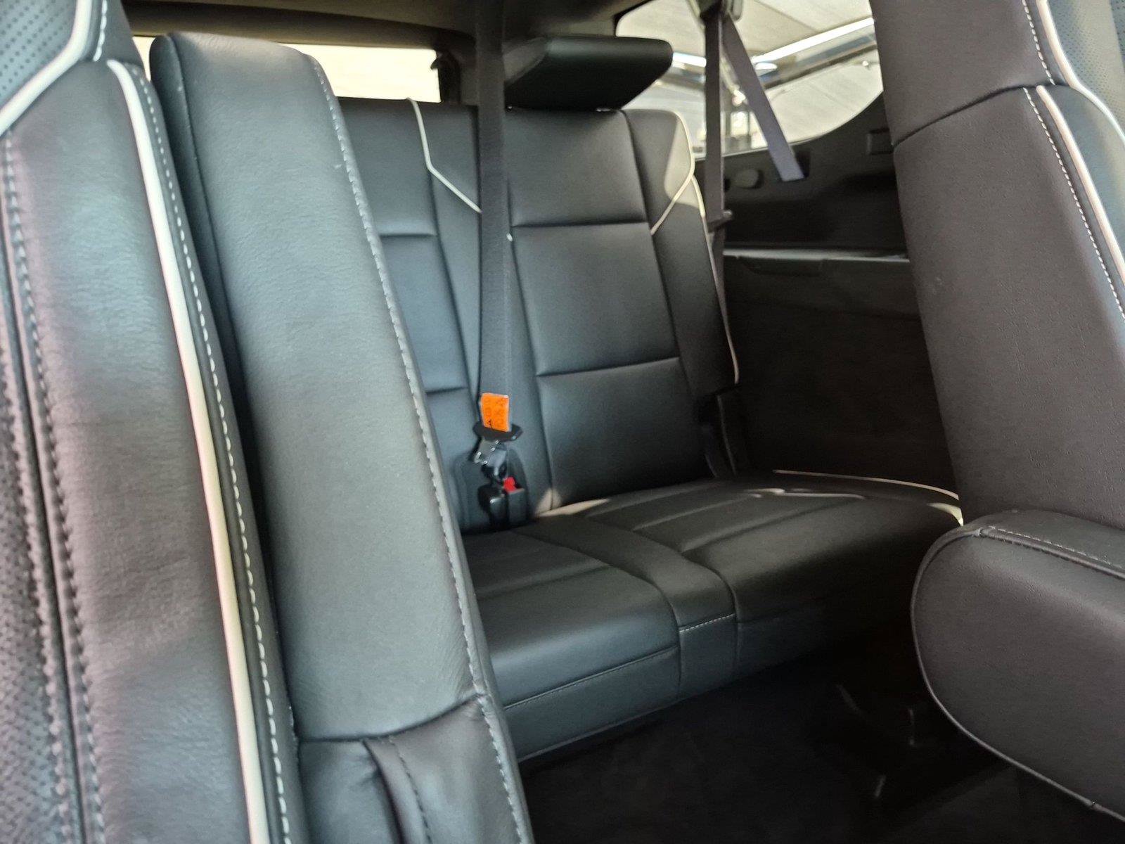 Used 2022 Cadillac Escalade ESV Premium Luxury AWD/4WD image 31