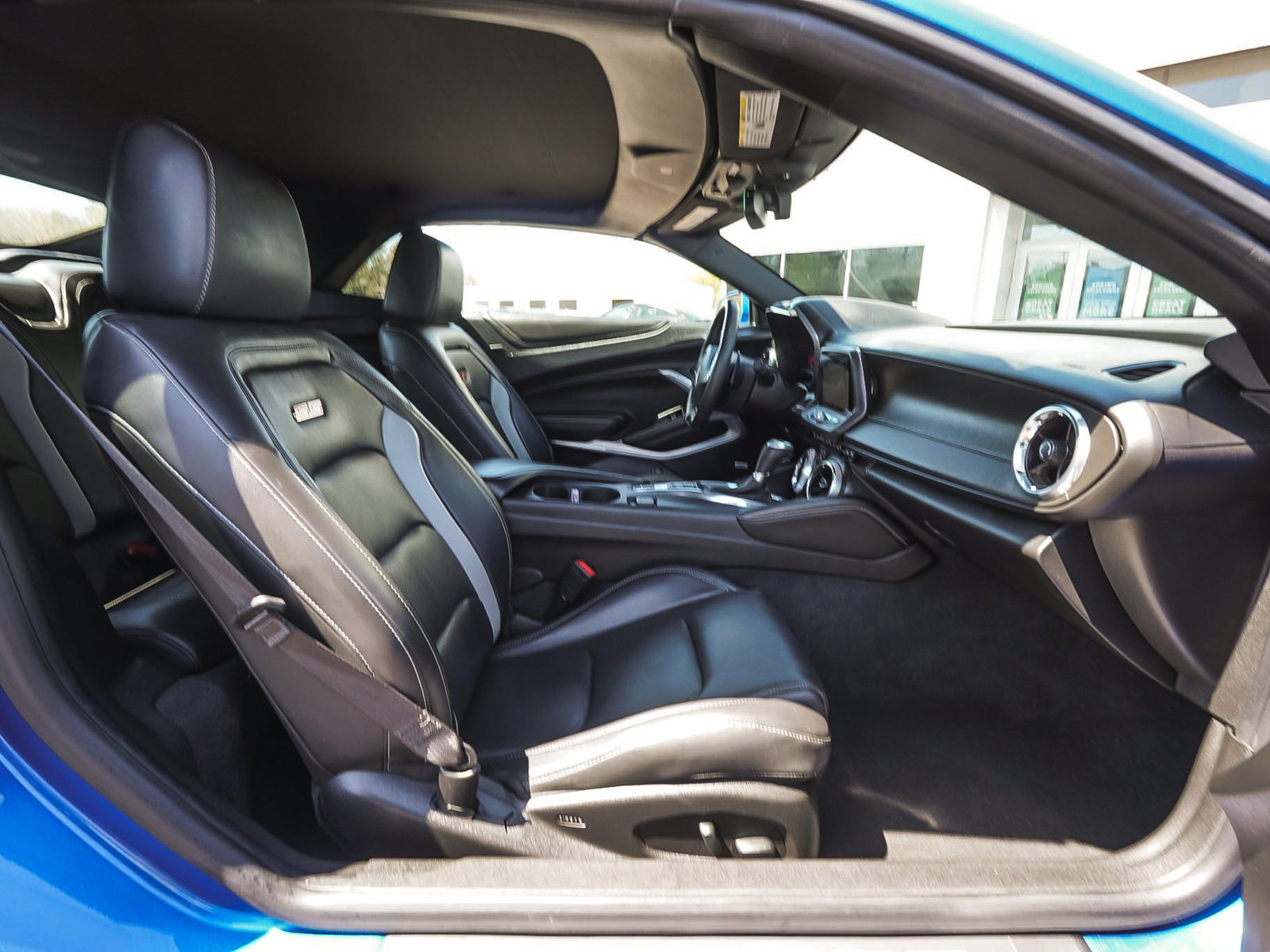 Used 2018 Chevrolet Camaro SS RWD image 47
