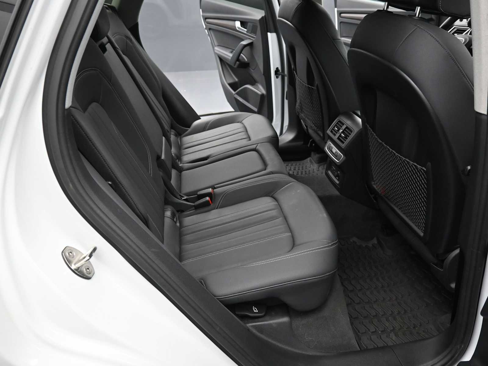Used 2021 Audi Q5 e Premium Plus AWD/4WD image 14