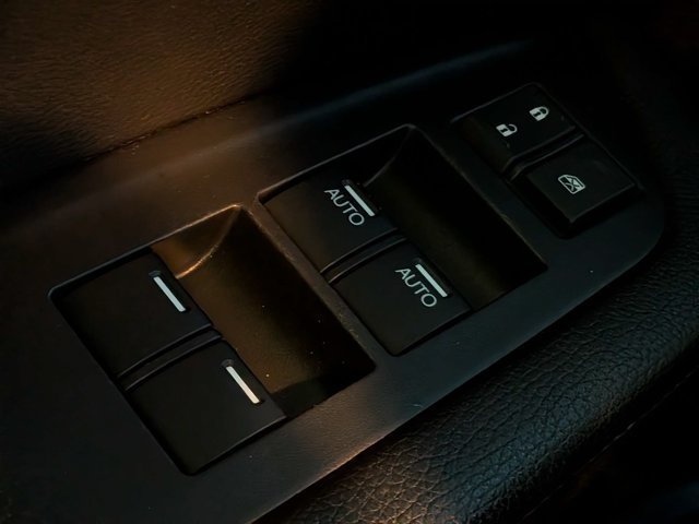 Used 2020 Honda Passport Touring image 25