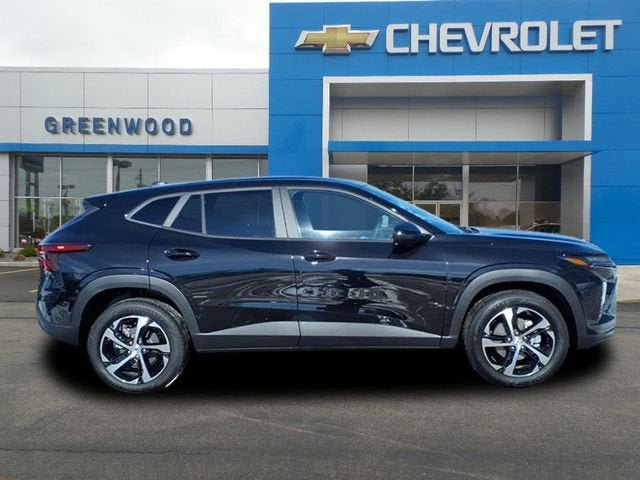 New 2026 Chevrolet Trax RS w/ Driver Confidence Package image 2