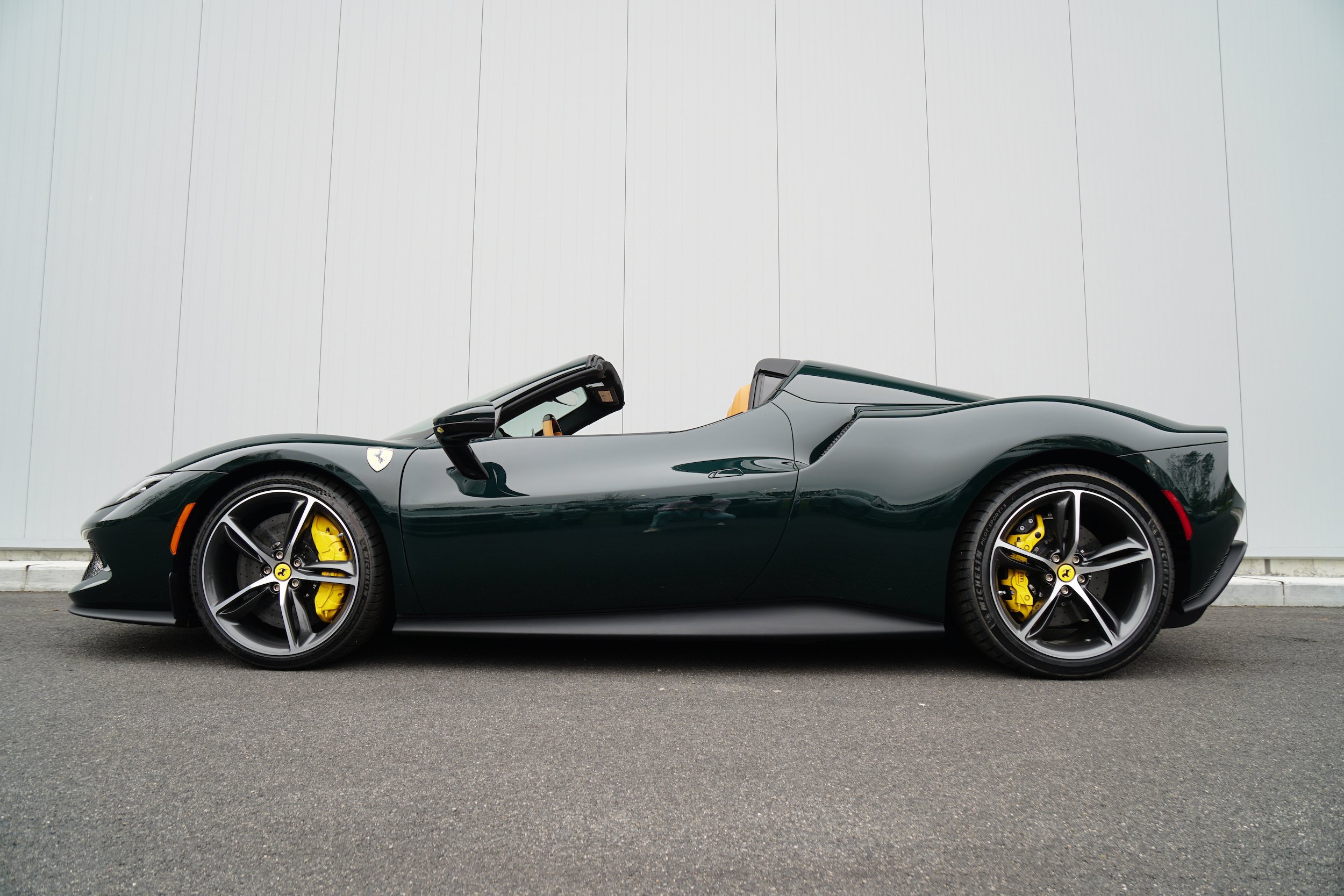 Used 2025 Ferrari 296 GTS RWD image 1