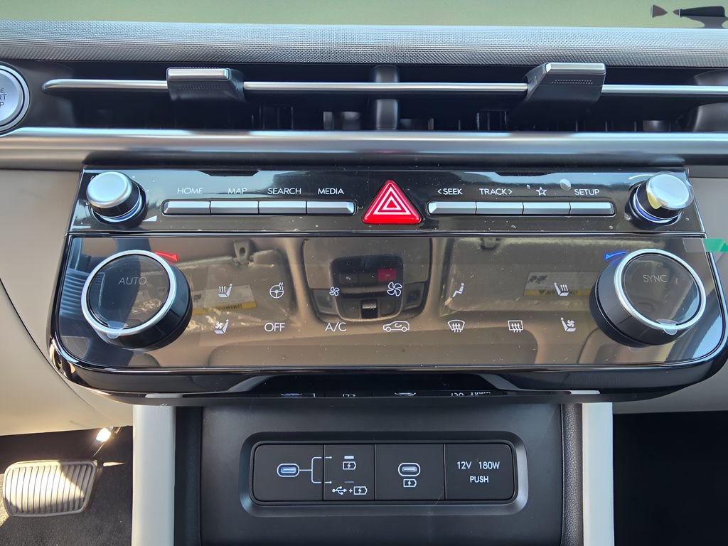 New 2026 Hyundai Tucson Limited image 22