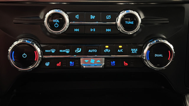 Used 2024 Ford F150 Lariat w/ Equipment Group 502A High AWD/4WD image 18