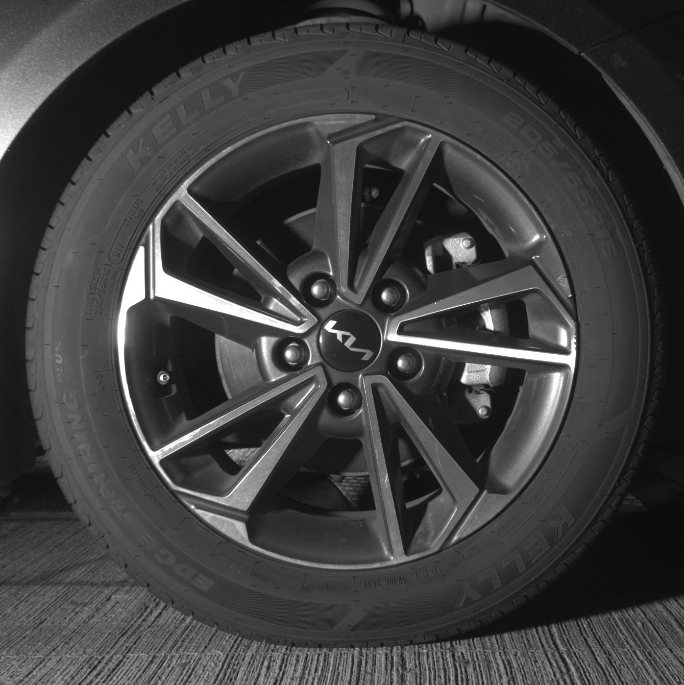 Used 2024 Kia Forte LXS image 18