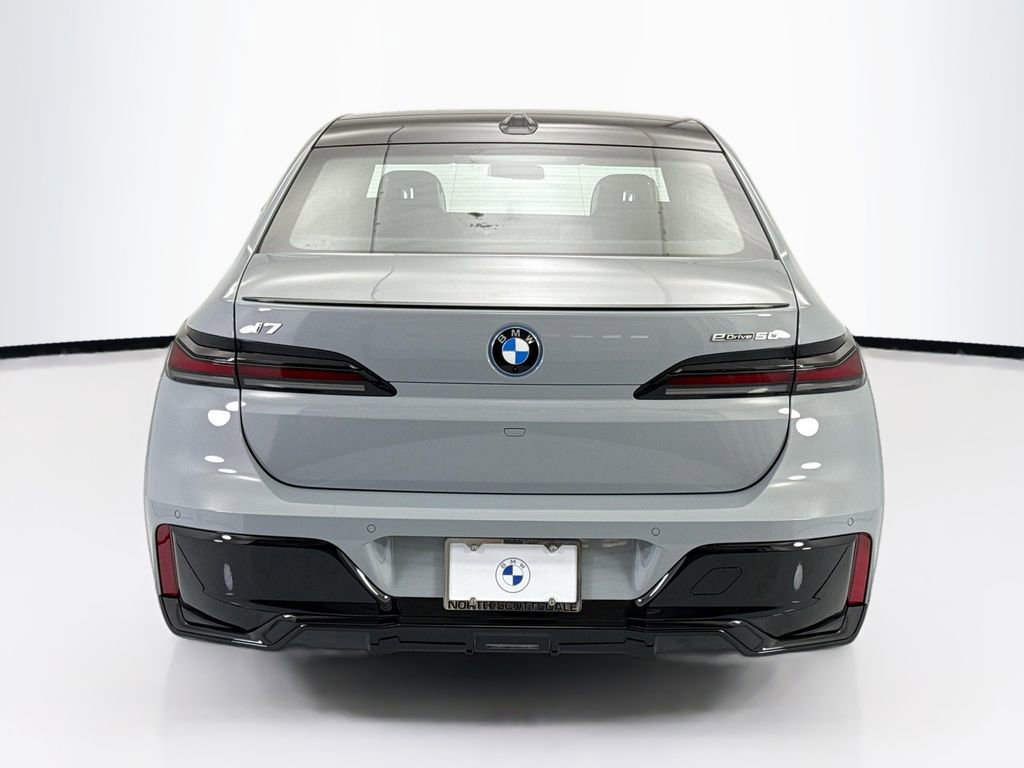 New 2026 BMW i7 eDrive50 w/ M Sport Package RWD image 6
