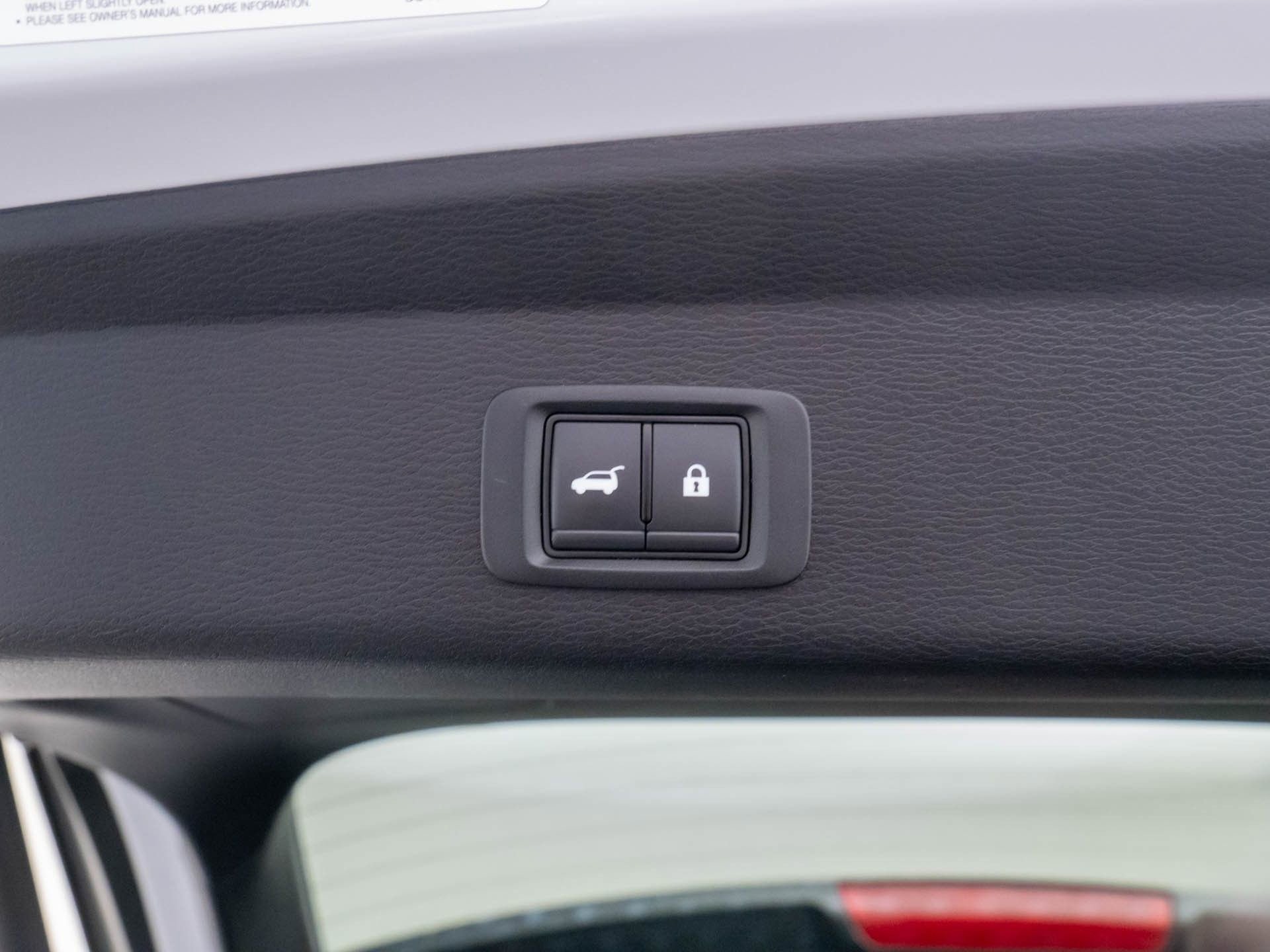 Used 2022 Mitsubishi Outlander SEL image 28