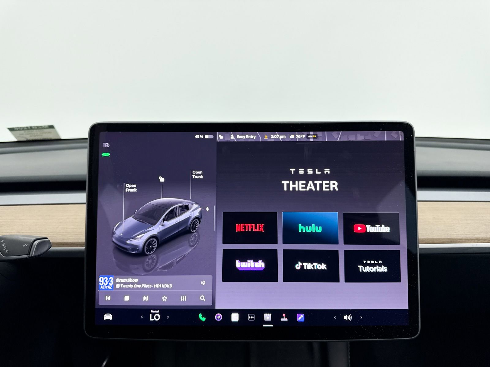 Used 2023 Tesla Model Y Long Range image 6