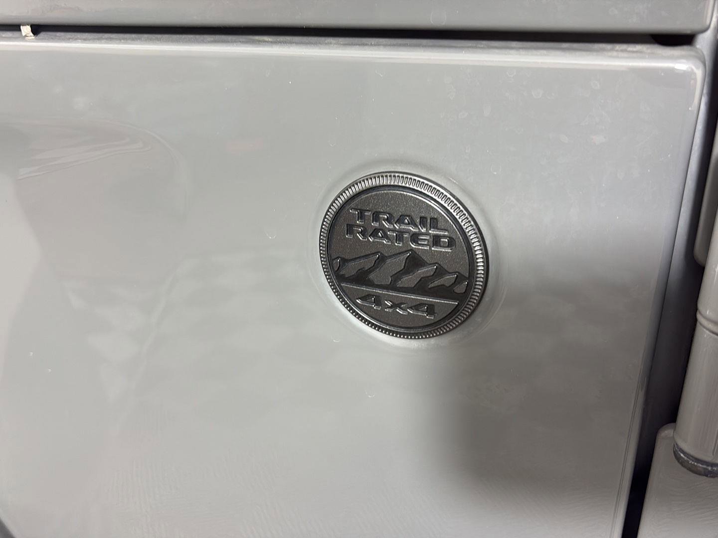 Used 2023 Jeep Wrangler Unlimited Sahara image 11