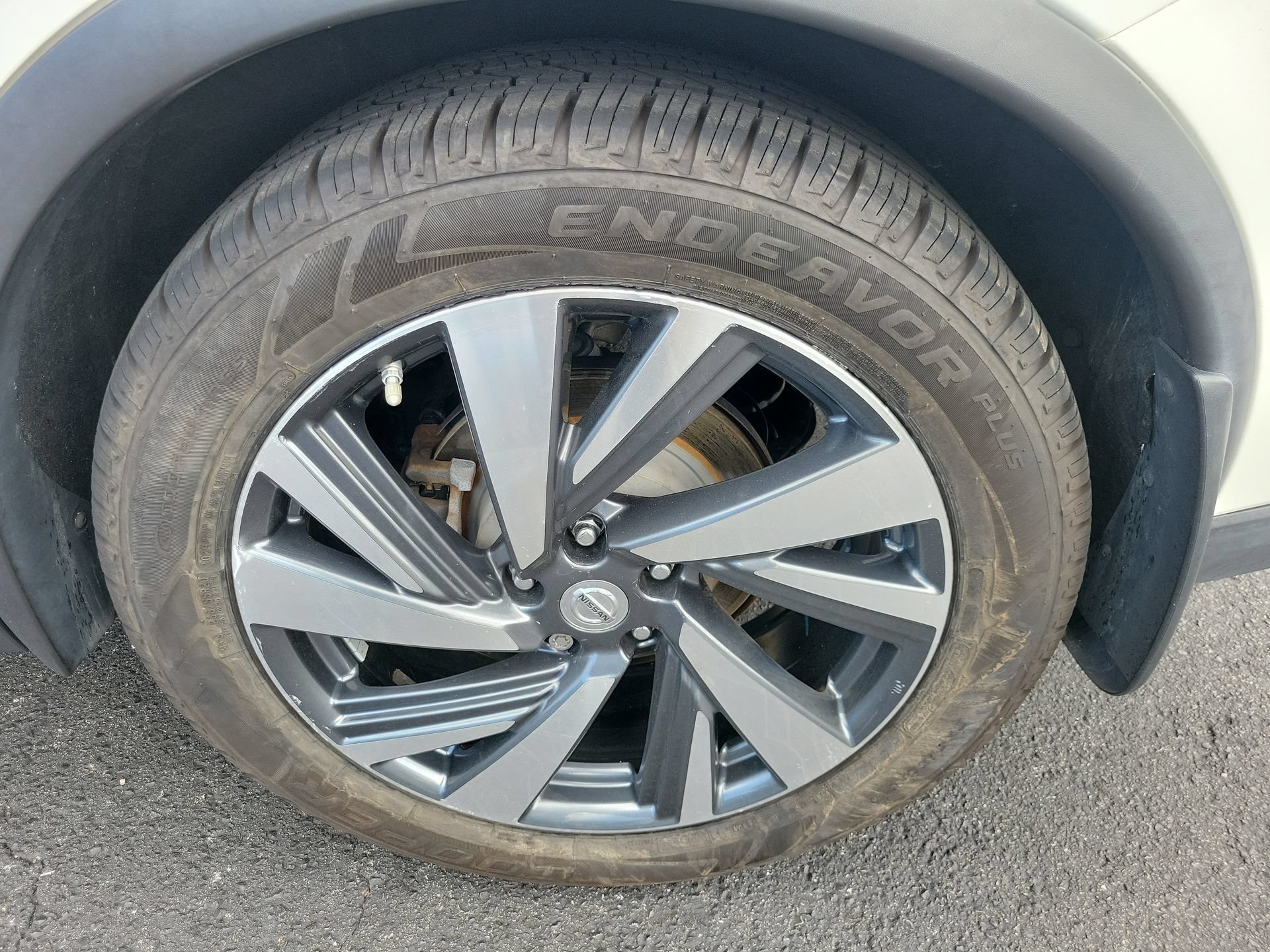 Used 2015 Nissan Murano Platinum w/ Platinum Technology Package FWD image 34