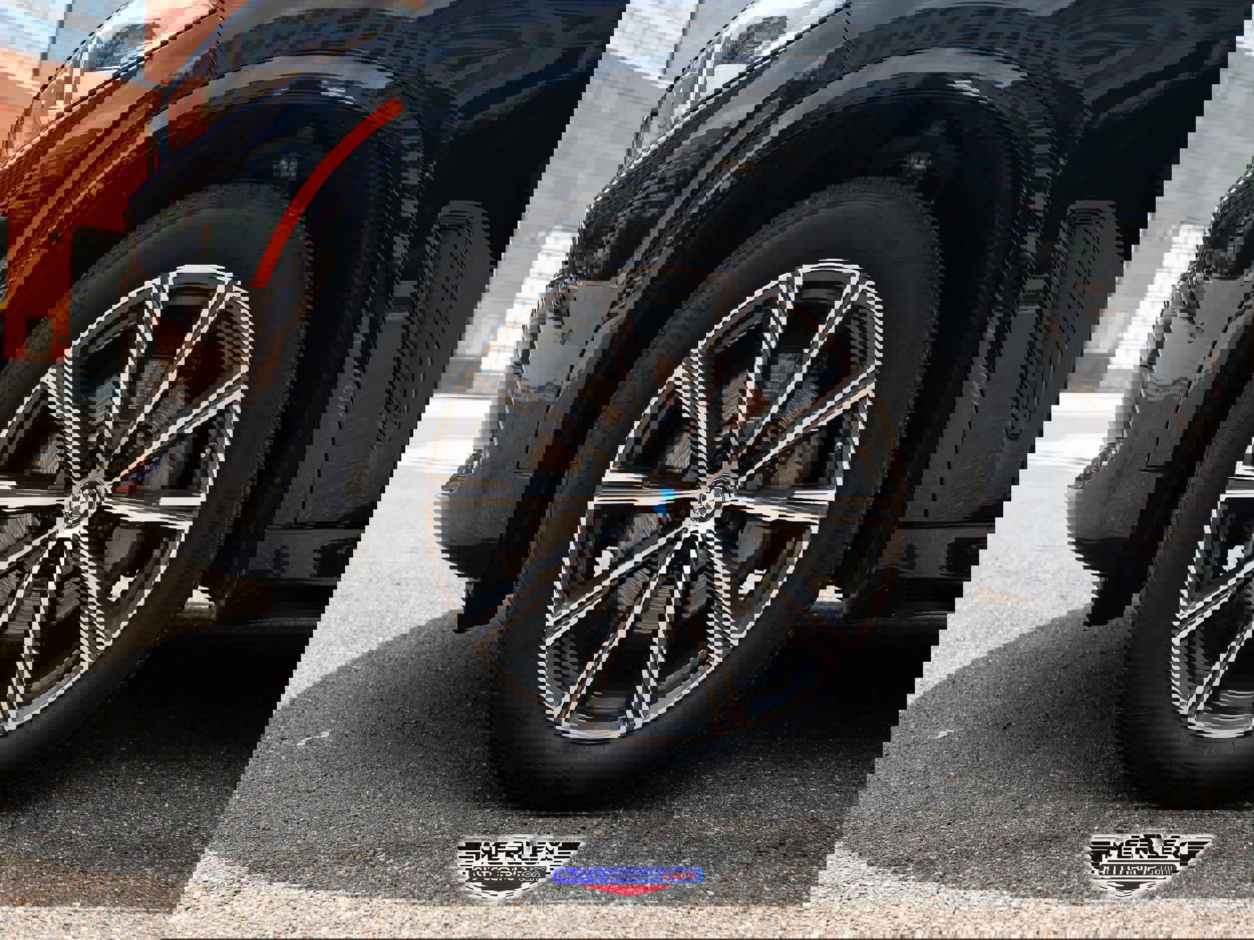 Used 2020 BMW X5 xDrive40i w/ M Sport Package image 9