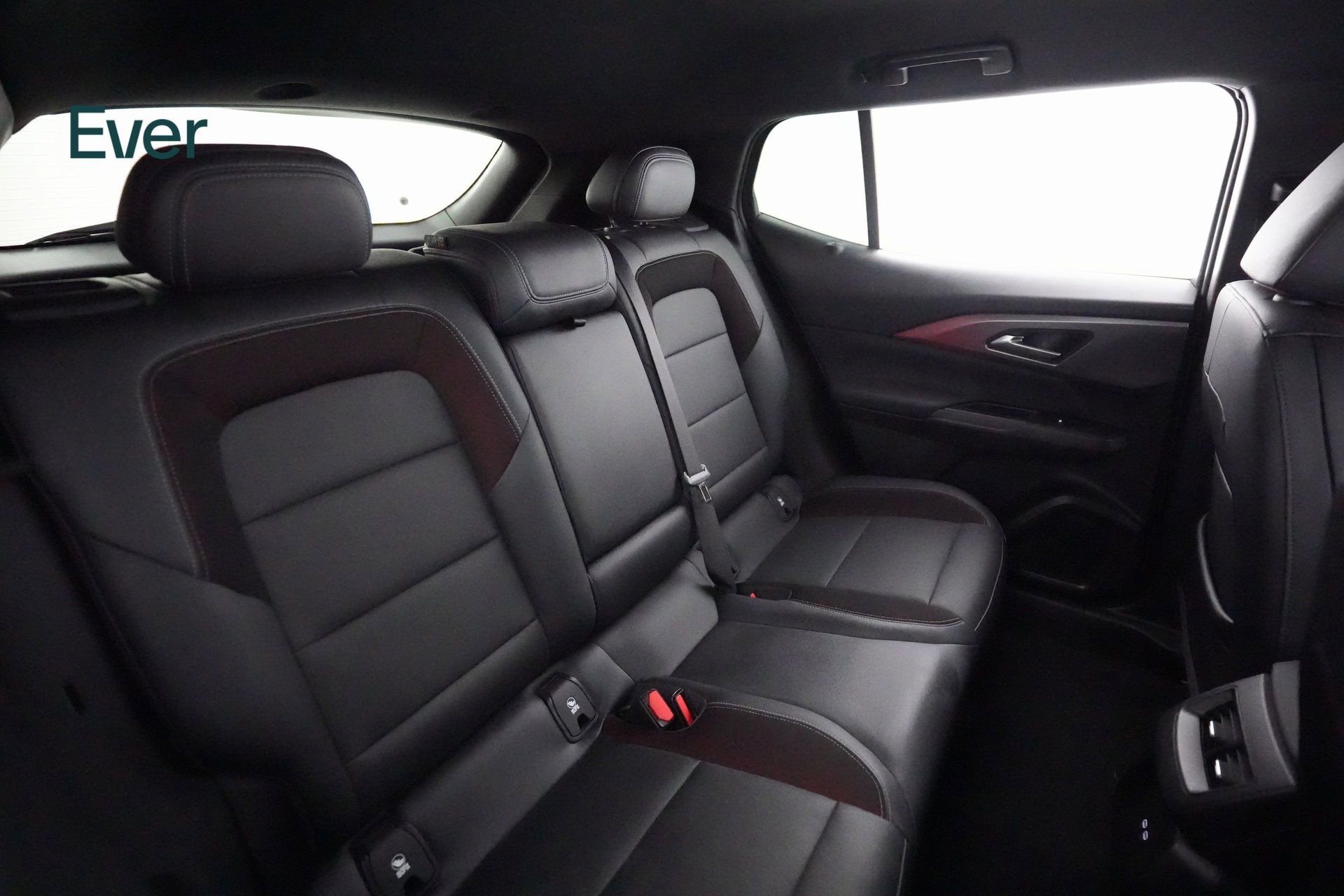 Used 2024 Chevrolet Equinox EV RS image 9