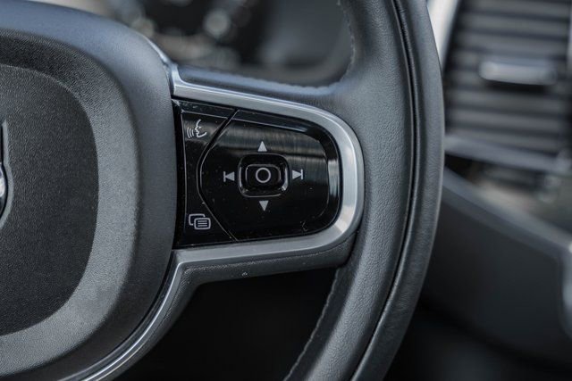 Used 2022 Volvo XC90 T5 Momentum w/ Advanced Package image 27