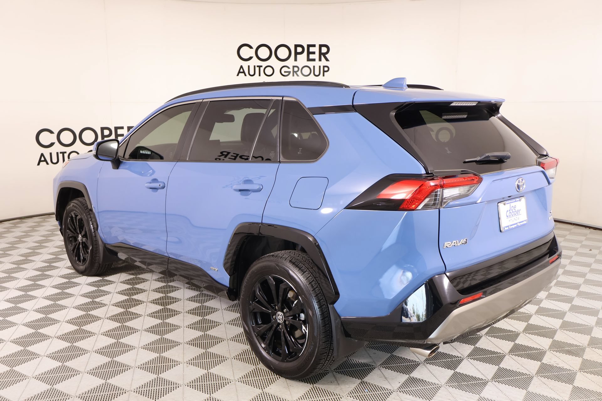 Used 2022 Toyota RAV4 SE AWD/4WD image 21