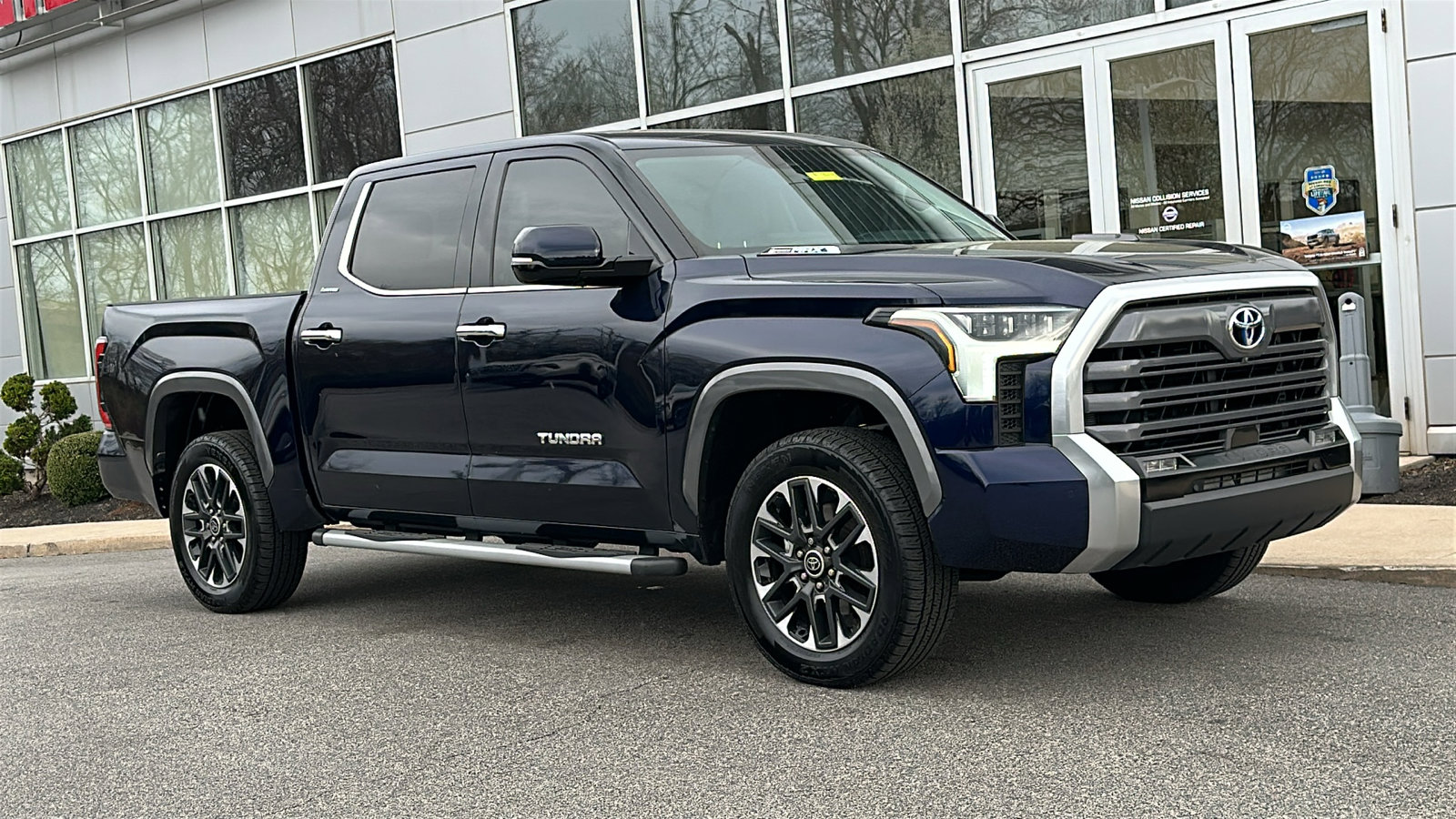 Used 2023 Toyota Tundra Limited image 2