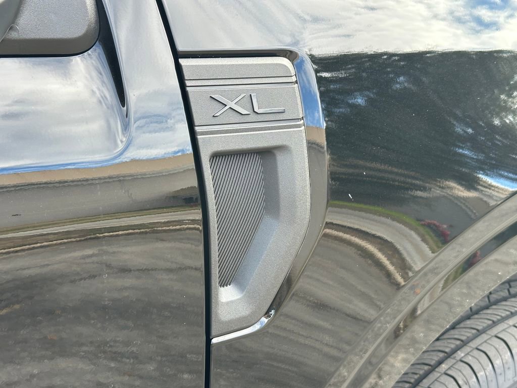 New 2026 Ford Maverick XL FWD image 15
