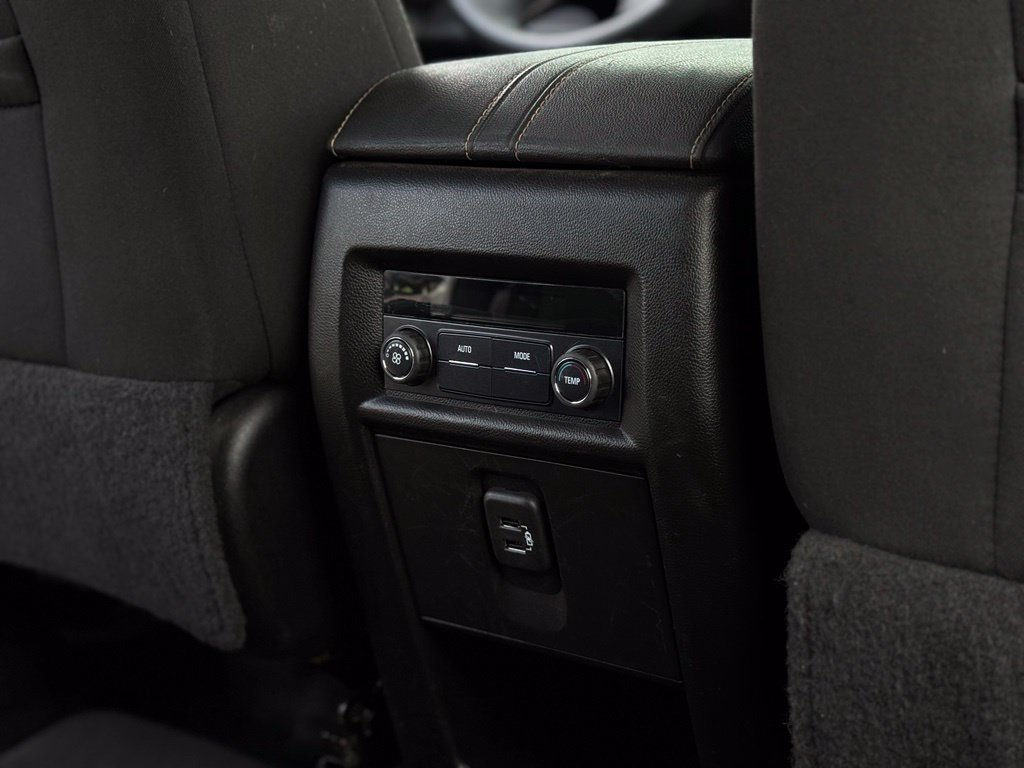 Used 2019 Chevrolet Traverse LS w/ LPO, Blackout Package FWD image 15
