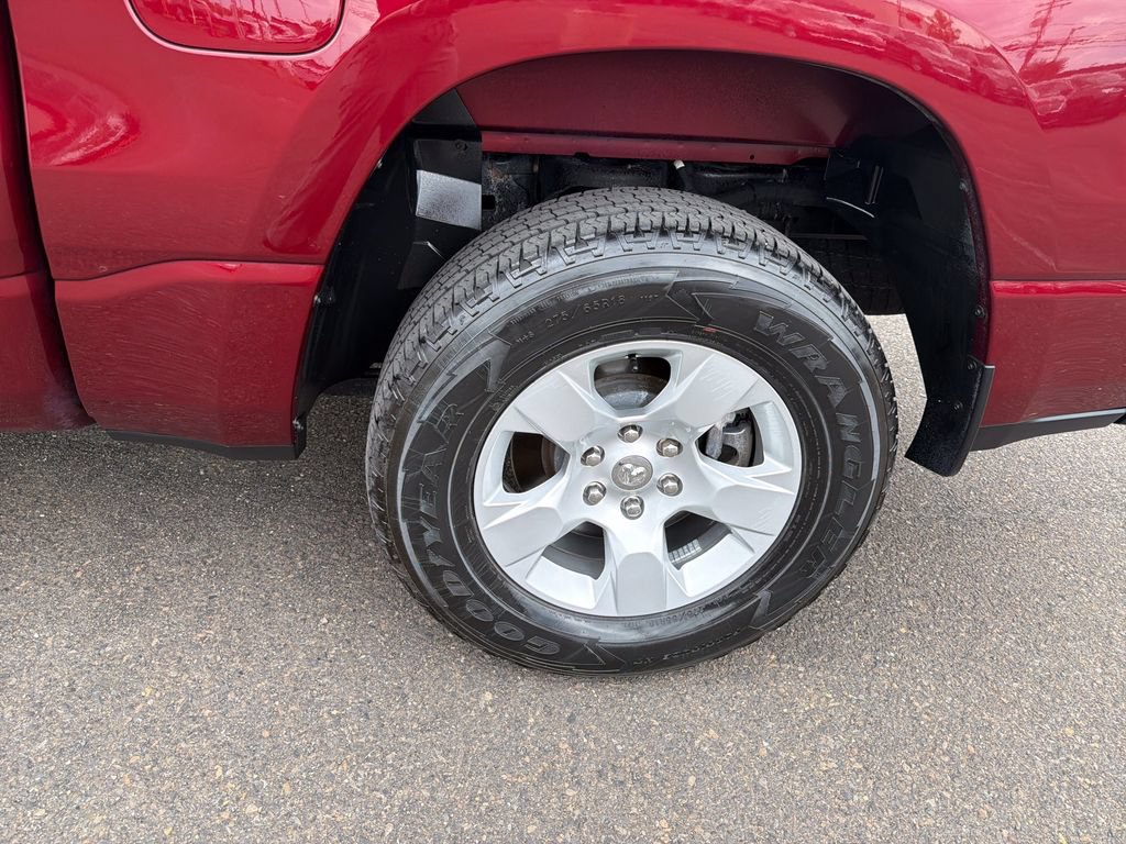 Used 2024 RAM 1500 Big Horn AWD/4WD image 31