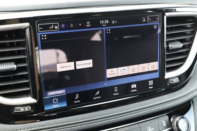 Used 2026 Chrysler Pacifica Select image 34