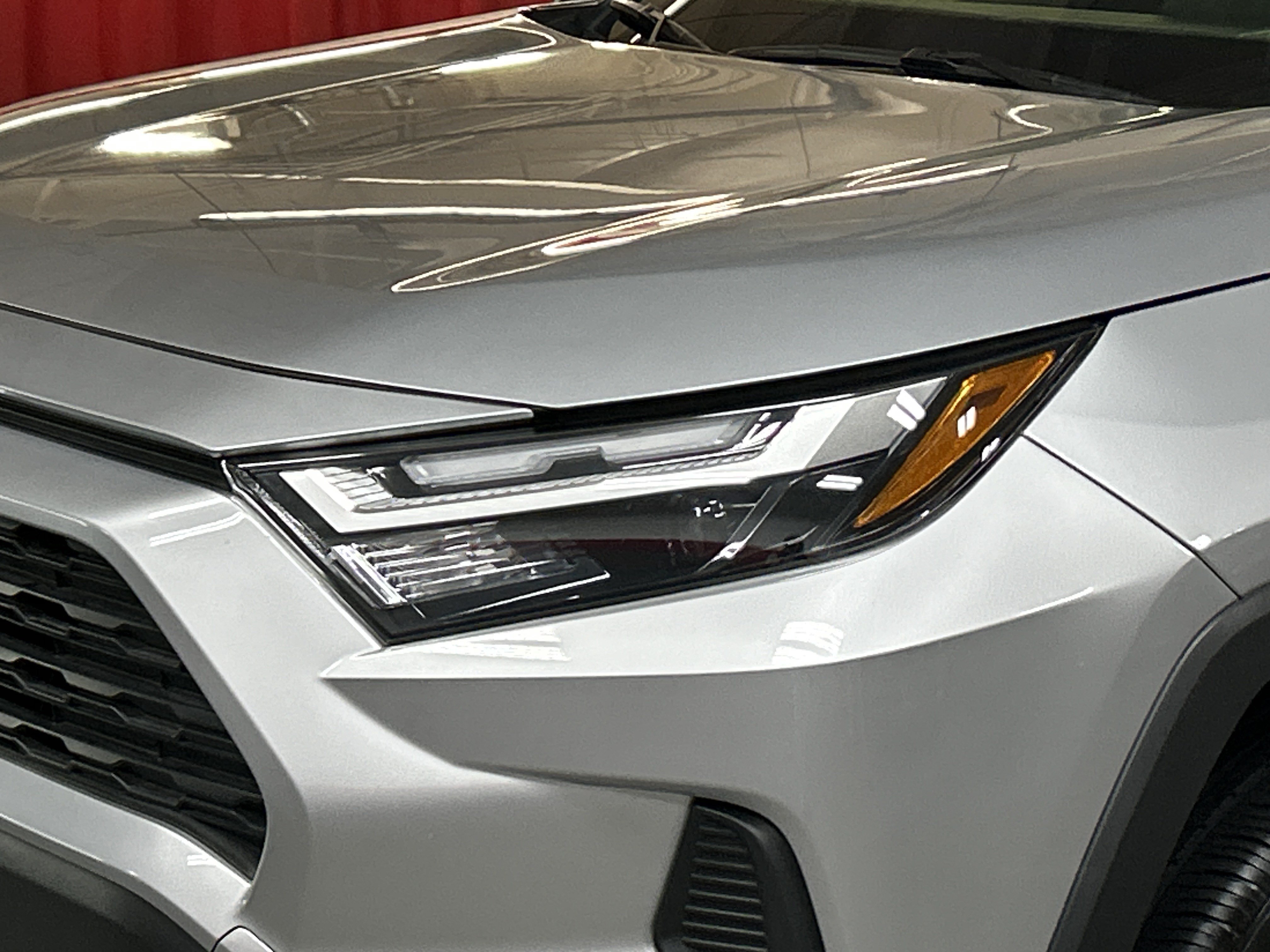 Certified 2023 Toyota RAV4 XLE w/ Convenience Package AWD/4WD image 6