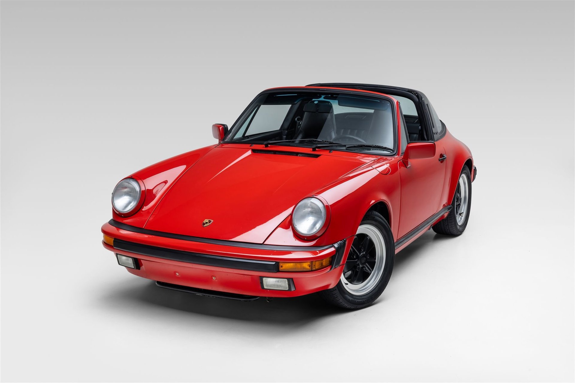 Used 1987 Porsche 911 Carrera image 3